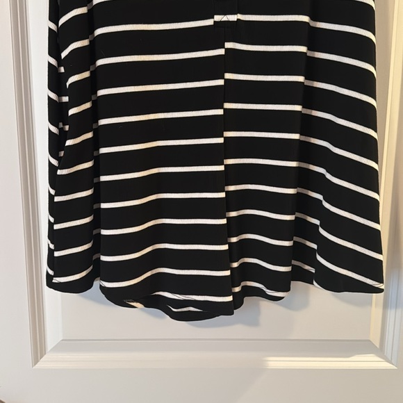 Women’s Talulah size Medium Black and White Shorts Romper - Picture 2 of 7